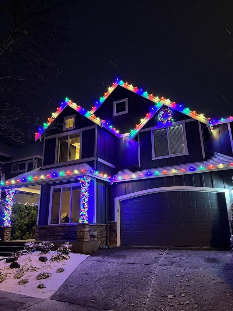 Multicolor Peaks and Columns