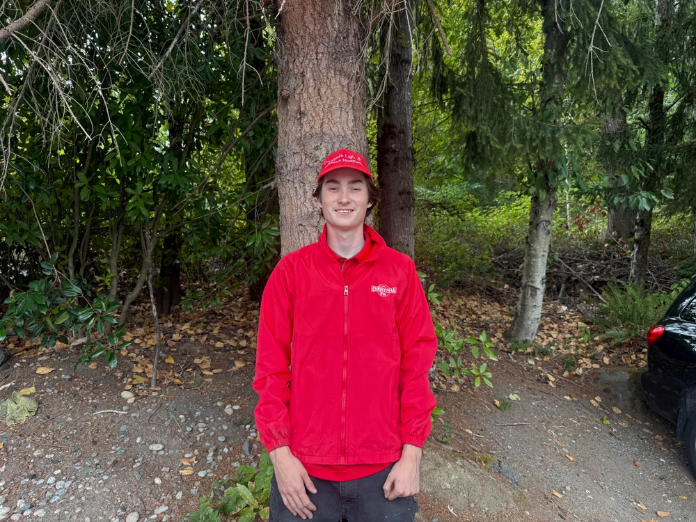 Ryder, Christmas Northwest installer